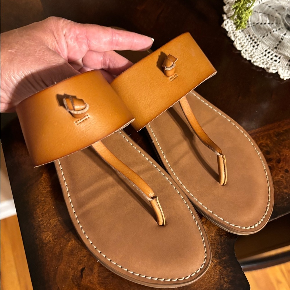 Merona Women's tan sandals